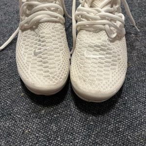 Nike Flyknit Sneakers.  Size 8